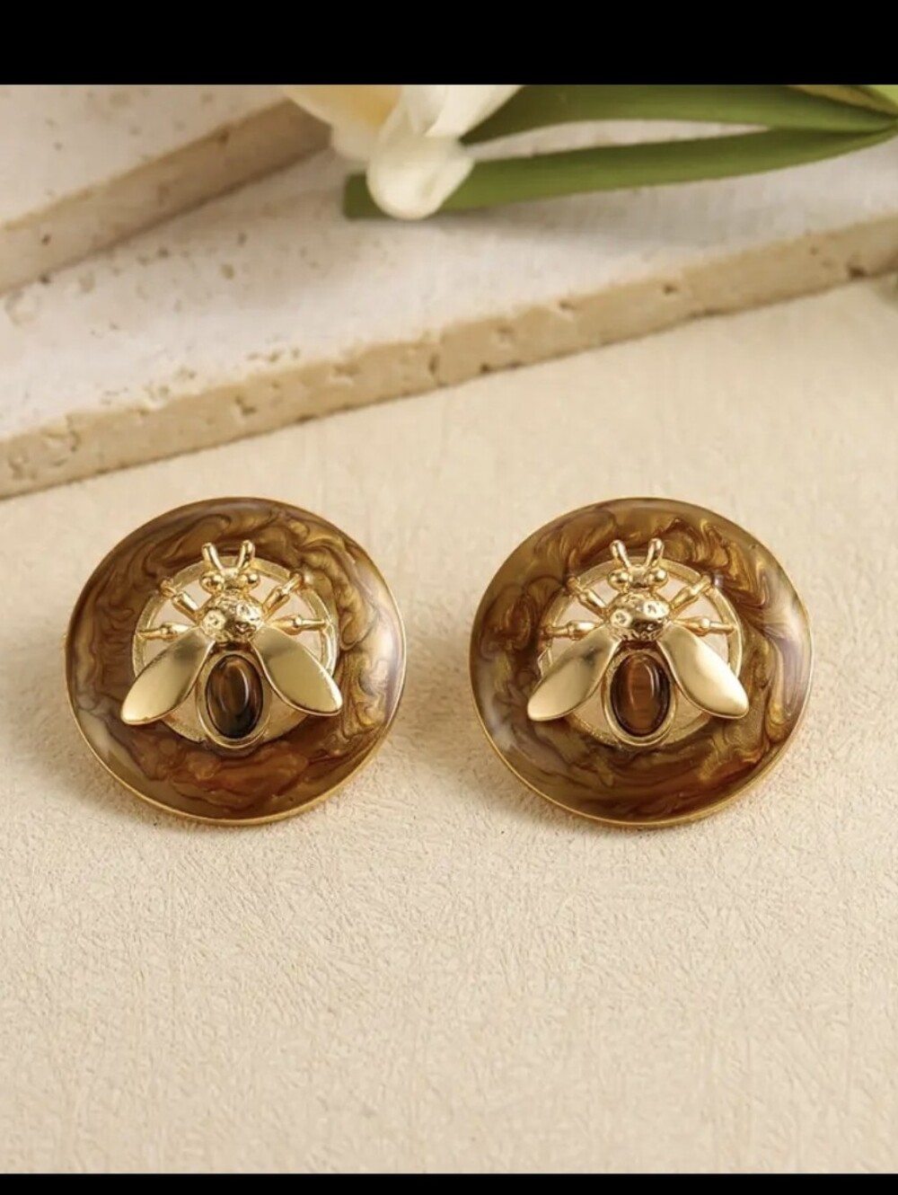 Vintage Style Bee Earrings 18k Gold Plated